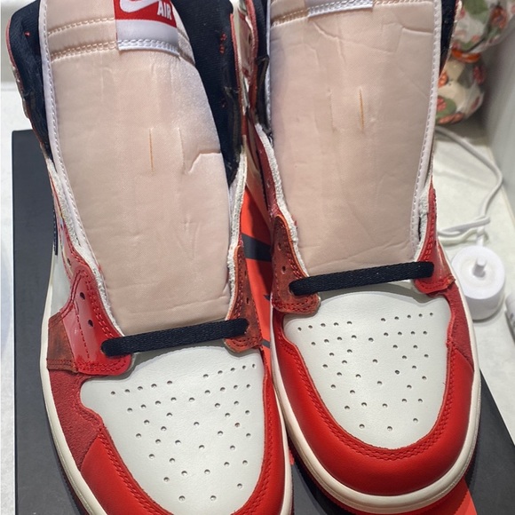 Jordan 1 spider verse - Picture 2 of 5